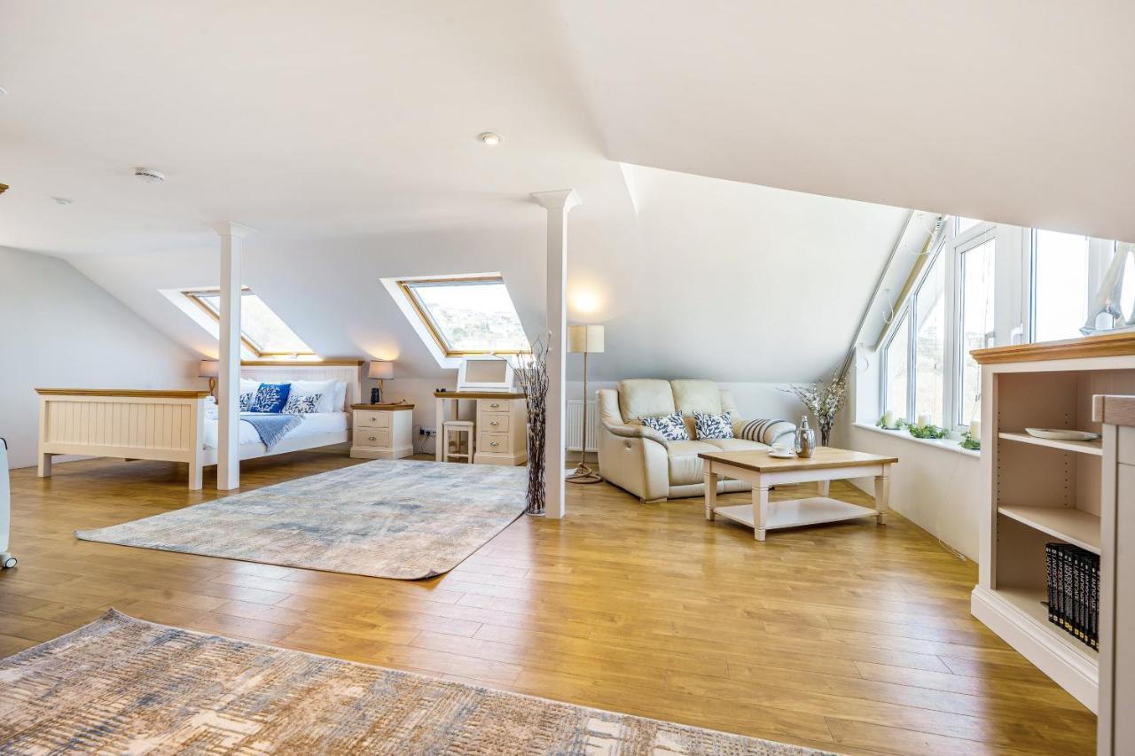 Carbis Bay - Luxury 3 Bed Penthouse Apartment With Sea Views Parking Sauna Balcony Esterno foto
